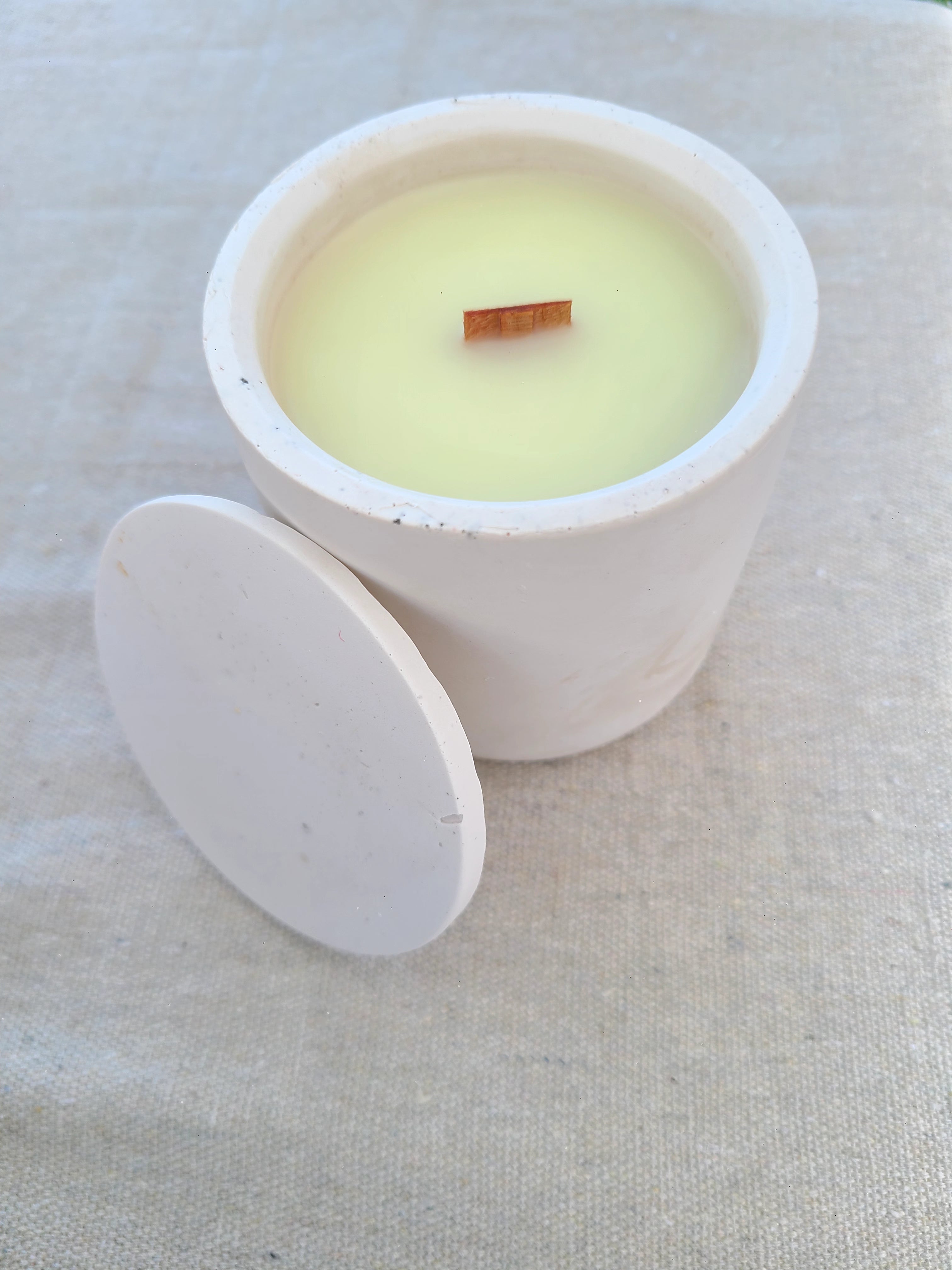 Creamy Coconut + Sandalwood